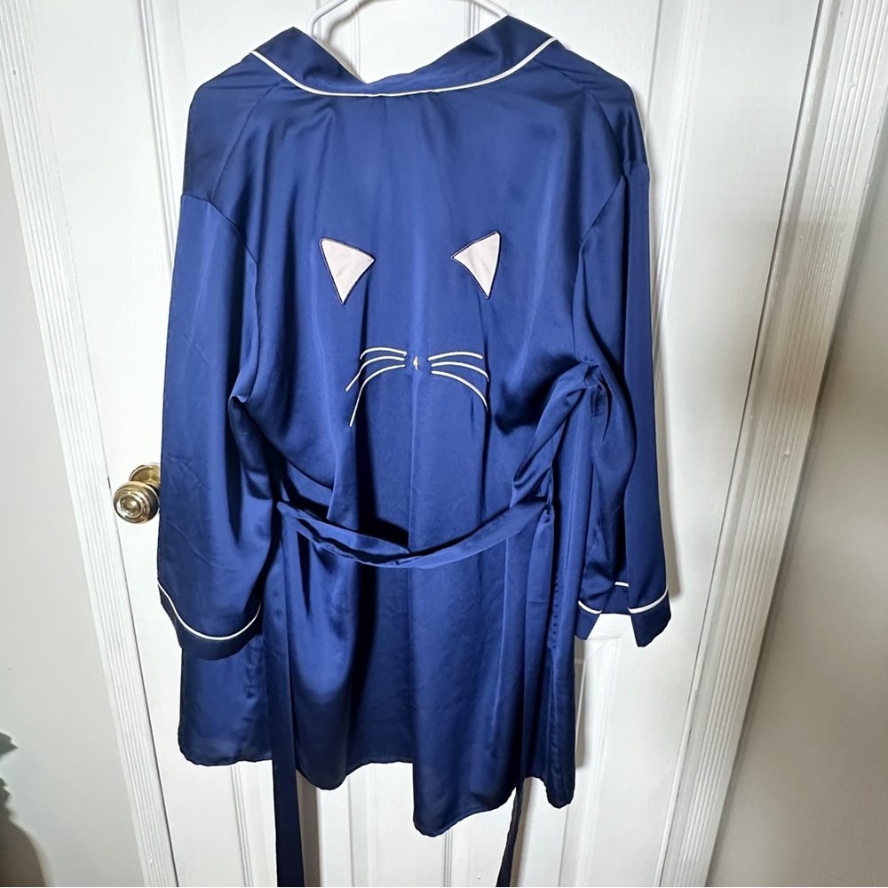 Kate Spade Cat Nap Robe - Picture 3 of 9